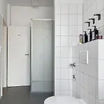 Zentrale Fuer 12 Gaeste Nahe Schlossplatz 아파트
