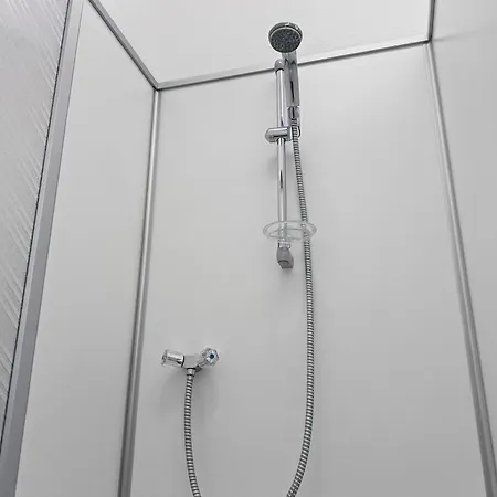 Zentrale Für 9 Gäste Nahe Schlossplatz *