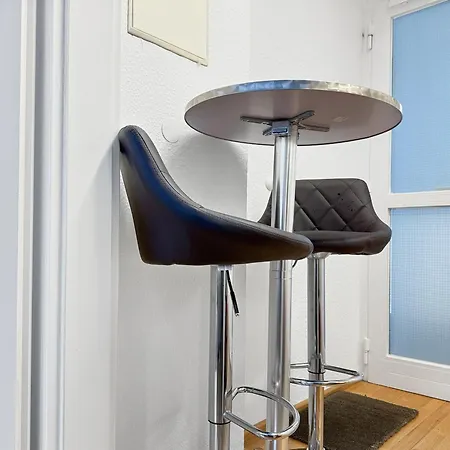 Zentrale Für 9 Gäste Nahe Schlossplatz