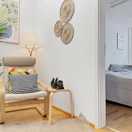 Apartamento Zentrale Für 9 Gäste Nahe Schlossplatz *