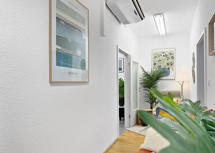 Zentrale Fuer 12 Gaeste Nahe Schlossplatz アパート *