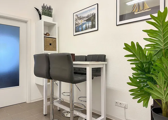 Zentrale Fuer 12 Gaeste Nahe Schlossplatz アパート