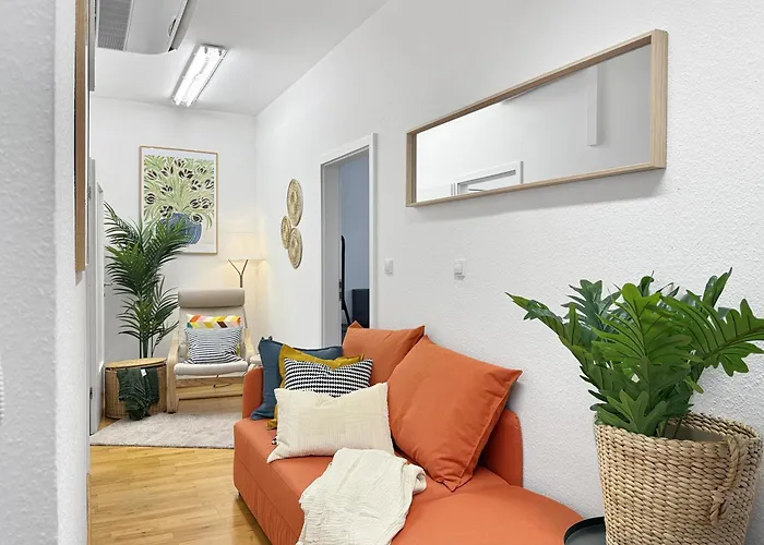 アパート Zentrale Fuer 12 Gaeste Nahe Schlossplatz シュトゥットガルト