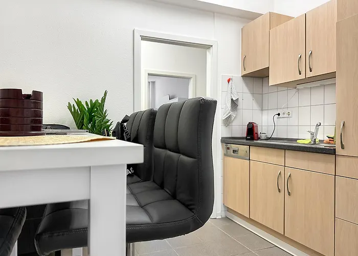 アパート Zentrale Fuer 12 Gaeste Nahe Schlossplatz *