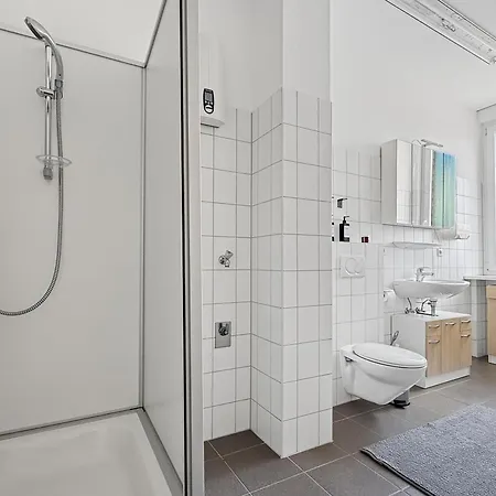 Zentrale Fuer 12 Gaeste Nahe Schlossplatz דירה