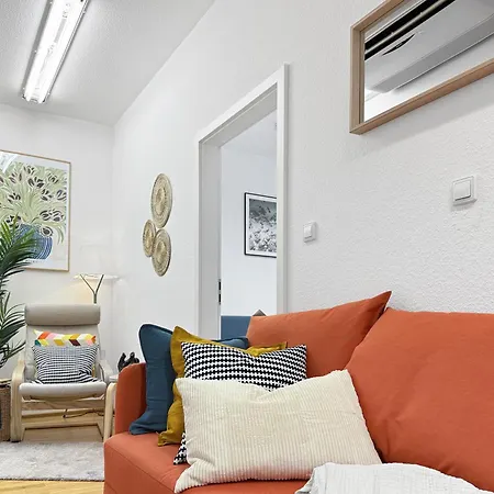 Zentrale Fuer 12 Gaeste Nahe Schlossplatz שטוטגרט